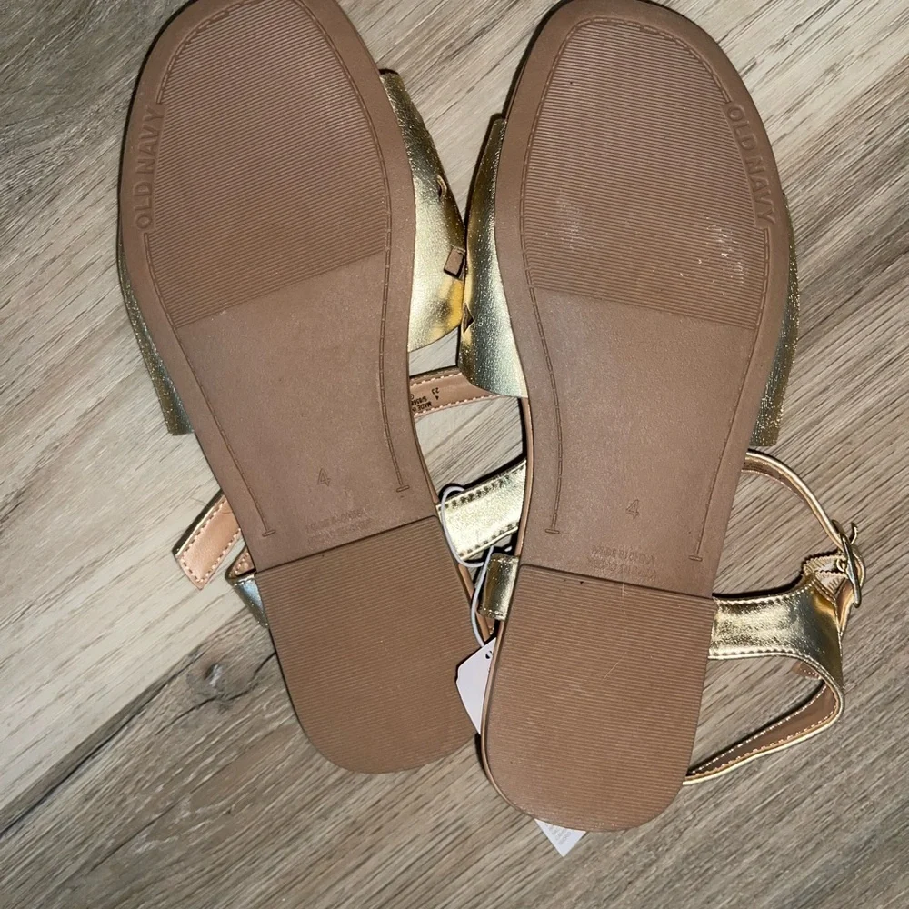 Old Navy Gold Floral Cutout Girls Sandals